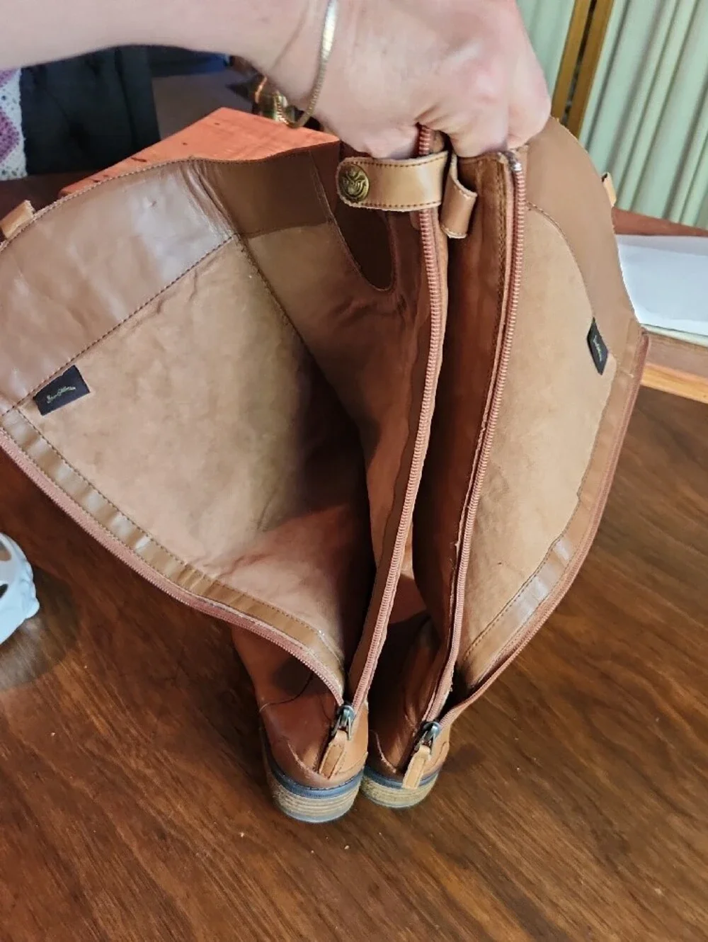 Sam Edelman title sam